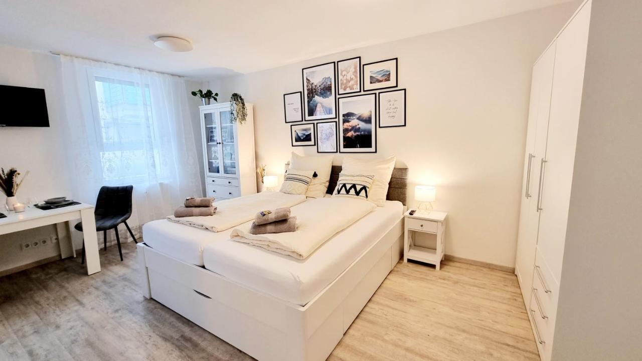 Stadtgarten-Studios - Im Zentrum Mit Parkplatz Weingarten  Ngoại thất bức ảnh